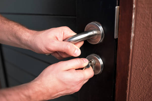 comprehensive selection of door locks upvc doors composite doors locksmith manchester 247 emergency locksmith manchester